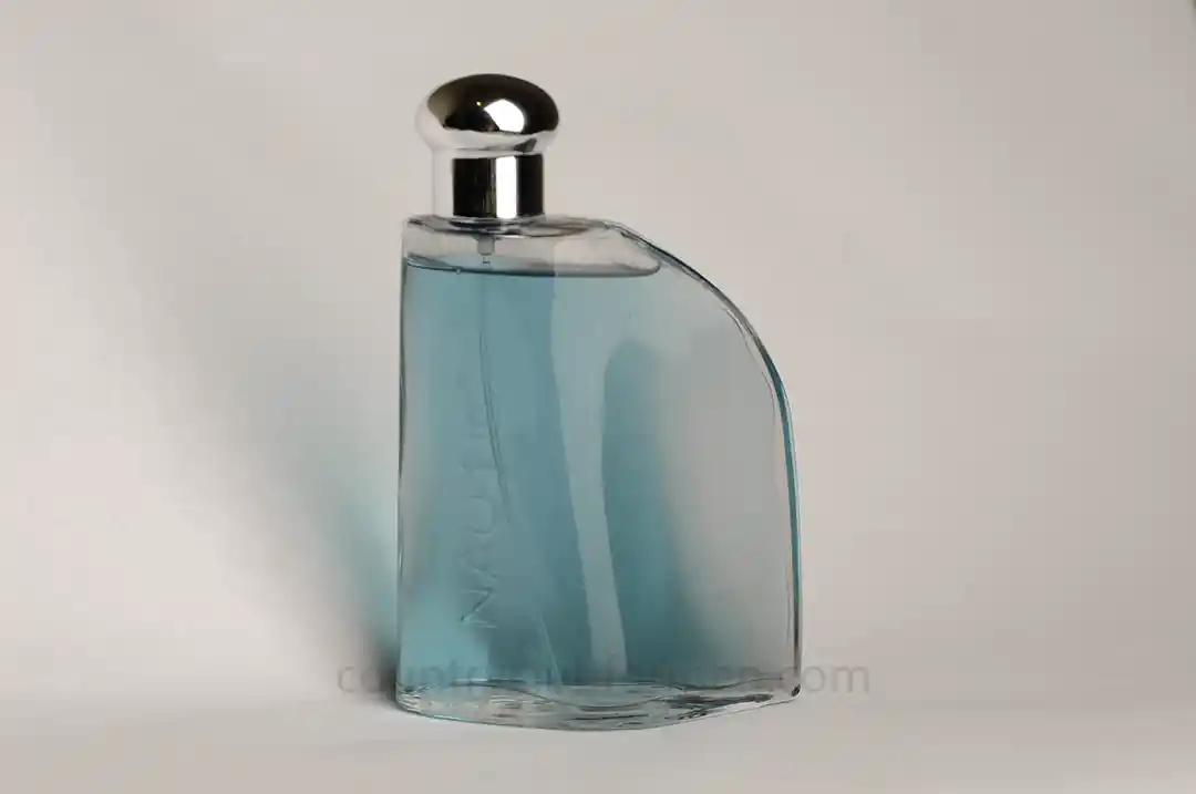 bottle of Nautica Classic 100 ml